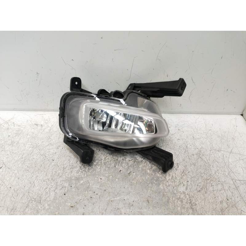 Recambio de faro antiniebla izquierdo para kia ceed business referencia OEM IAM 92201J7000  2018