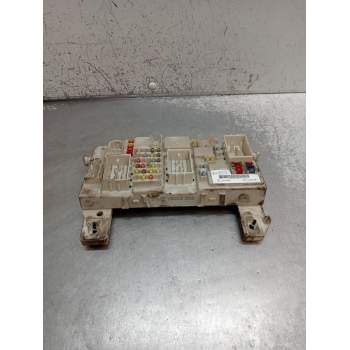 CAJA RELES / FUSIBLES 30S519242408 97RA012108 2008