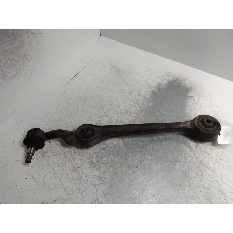 Recambio de brazo suspension inferior delantero derecho para bmw serie 7 (e23) 735i referencia OEM IAM   