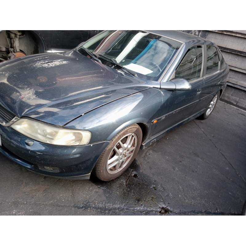 OPEL VECTRA B BERLINA