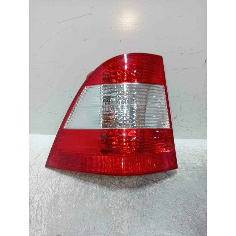 Recambio de piloto trasero izquierdo para mercedes-benz clase m (w163) 320 (163.154) referencia OEM IAM A1698201964  