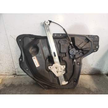 ELEVALUNAS DELANTERO DERECHO BHS25897XB 5P 2014