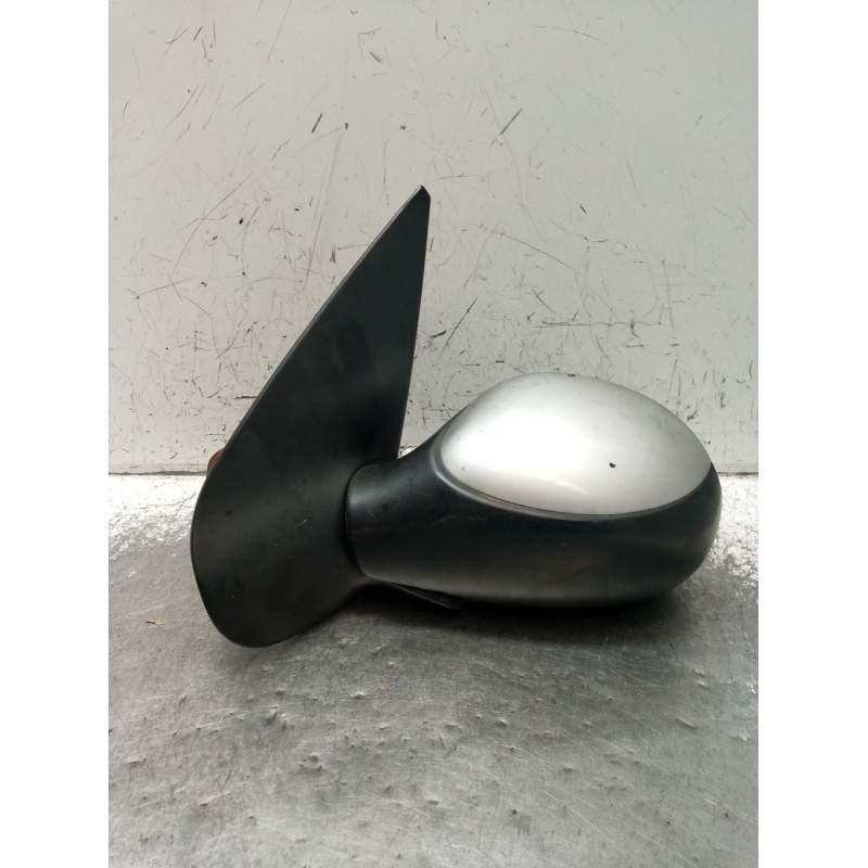 Recambio de retrovisor izquierdo para peugeot 206 hatchback (2a/c) 1.6 i referencia OEM IAM  ELÉCTRICO 1998