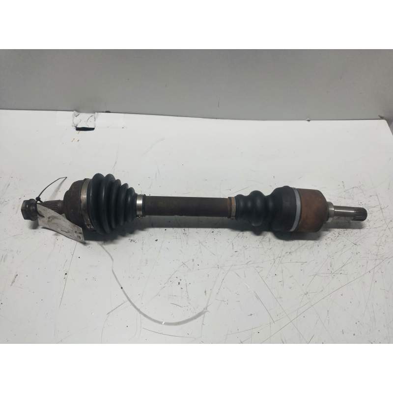 Recambio de transmision delantera izquierda para citroën xsara berlina 1.9 d sx referencia OEM IAM  19D 1997