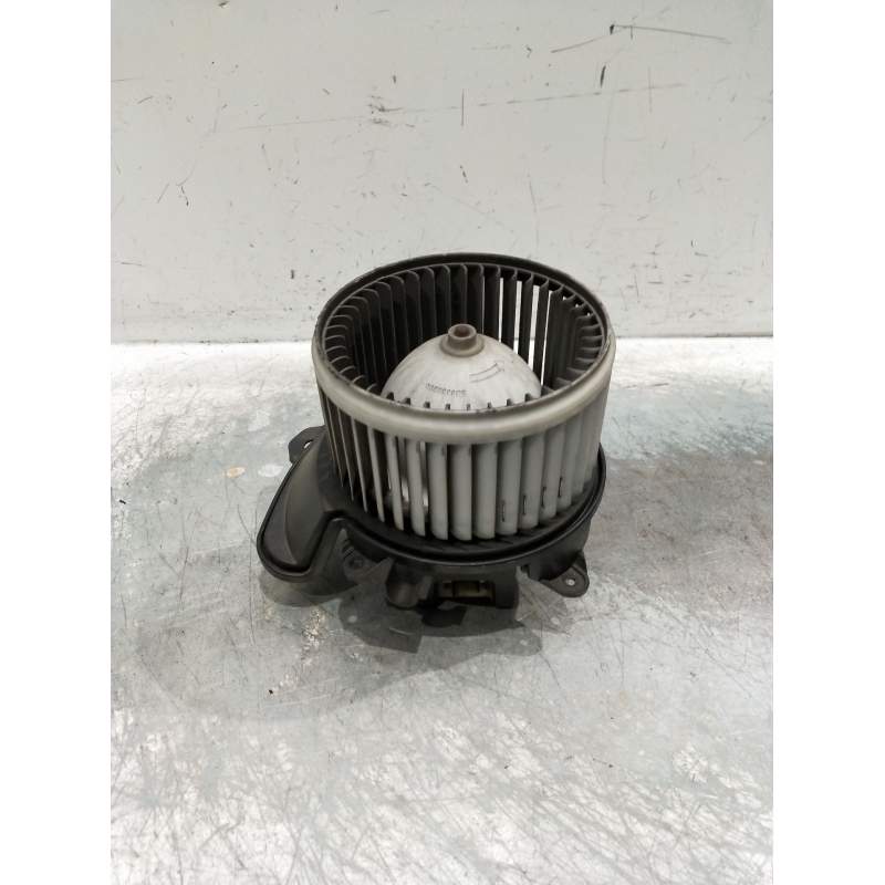 Recambio de motor calefaccion para fiat punto (evo) (199) dynamic referencia OEM IAM 164230100  2009