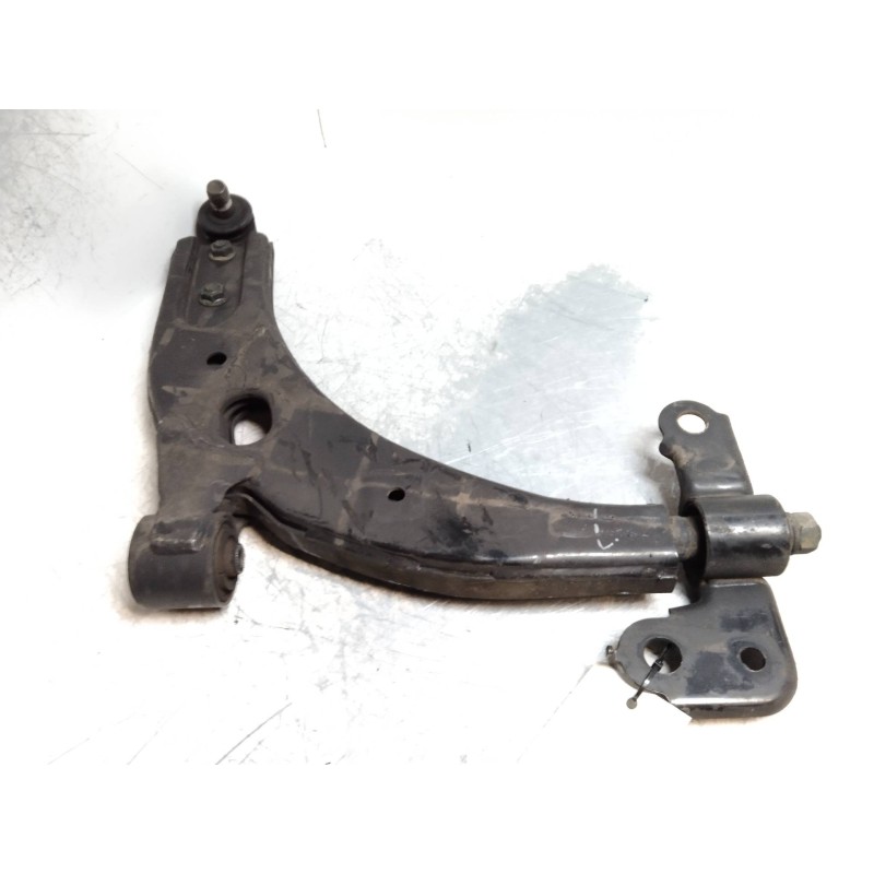 Recambio de brazo suspension inferior delantero derecho para kia carens 2.0 crdi lx monovolumen referencia OEM IAM   