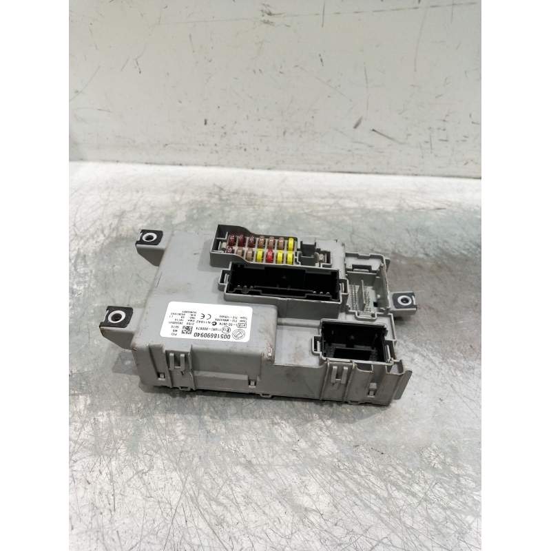 Recambio de caja reles / fusibles para fiat punto (evo) (199) dynamic referencia OEM IAM 00518690940 90251692 13JTD 2009