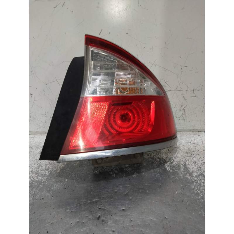 Recambio de piloto trasero derecho para subaru legacy berl. b13 (bl) 2.0 diesel cat referencia OEM IAM 22020960 A045054 
