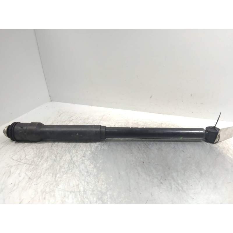 Recambio de amortiguador trasero para mitsubishi colt berlina 5 (z30a) 1.1 cat referencia OEM IAM MN125785  