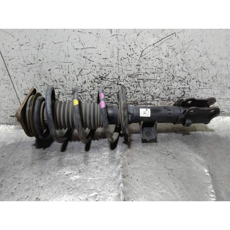 Recambio de amortiguador delantero derecho para kia cee´d drive referencia OEM IAM 54660A2970 16CRDI 2012