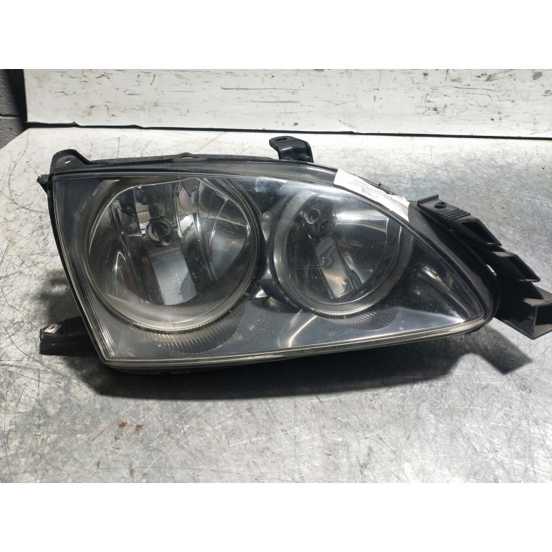 Recambio de faro derecho para toyota avensis berlina (t 22) 2.0 d4-d luna (5-ptas.) referencia OEM IAM   