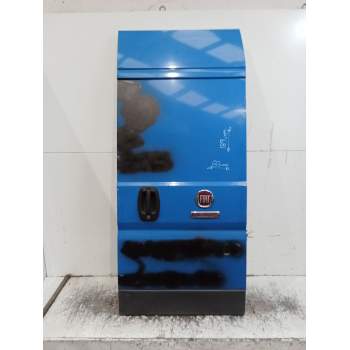PUERTA TRASERA DERECHA 5P CIEGA 1.89M DE ALTURA 83CM DE ANCHO