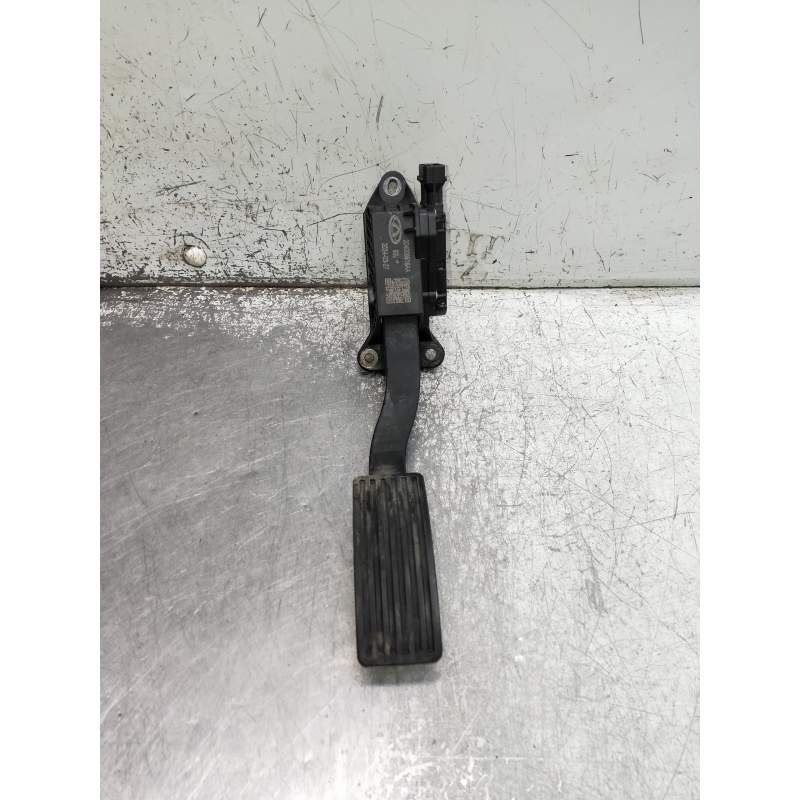 Recambio de potenciometro pedal para omoda omoda5 referencia OEM IAM 204000516AA  