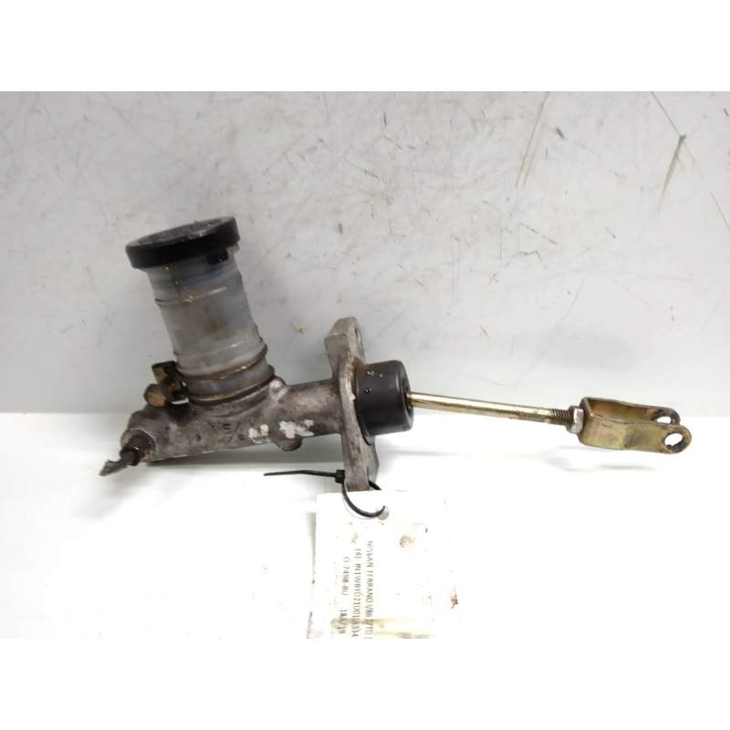 Recambio de bomba embrague para nissan terrano (wd21) 2.7 td referencia OEM IAM   