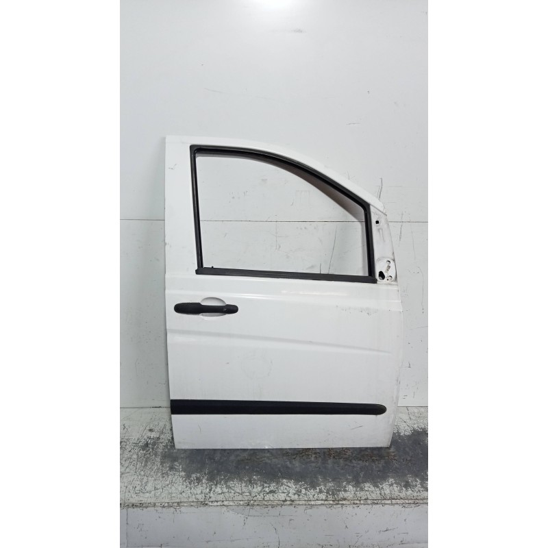 Recambio de puerta delantera derecha para mercedes vito caja cerrada 6.03  111 cdi compacto (639.601) referencia OEM IAM   