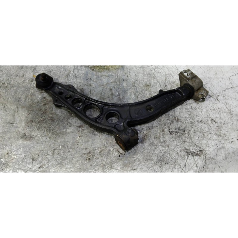 Recambio de brazo suspension inferior delantero derecho para fiat punto berlina (176) td 60 s referencia OEM IAM 46428562  