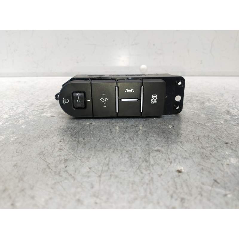 Recambio de mando multifuncion para kia ceed business referencia OEM IAM 93700J7030  2018