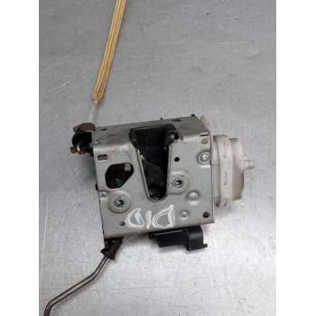 MOTOR CIERRE CENTRALIZADO DELANTERO DERECHO 3P 2000