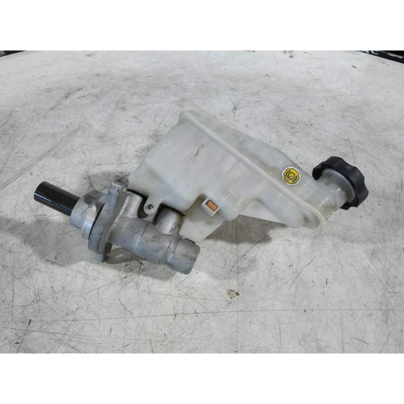 Recambio de bomba freno para kia cee´d drive referencia OEM IAM  16CRDI 2012