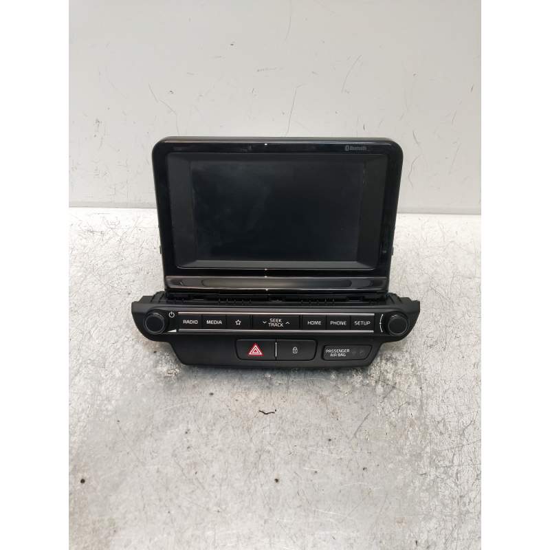 Recambio de sistema navegacion gps para kia ceed business referencia OEM IAM 96160J7000  2018