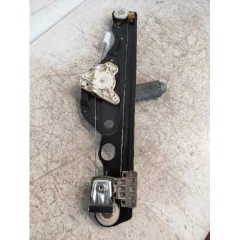 ELEVALUNAS TRASERO DERECHO A2117300246 4P 2002