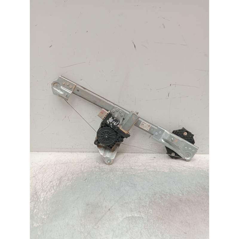 Recambio de elevalunas delantero izquierdo para dacia sandero referencia OEM IAM 807211440r 5P 
