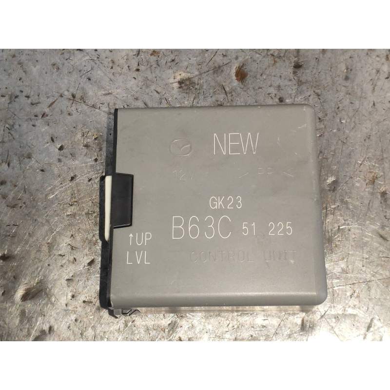 Recambio de modulo electronico para mazda 3 lim. () style referencia OEM IAM B63C51225  2014