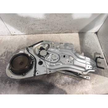 ELEVALUNAS DELANTERO DERECHO 824802KXXX 824601M000 2621004690