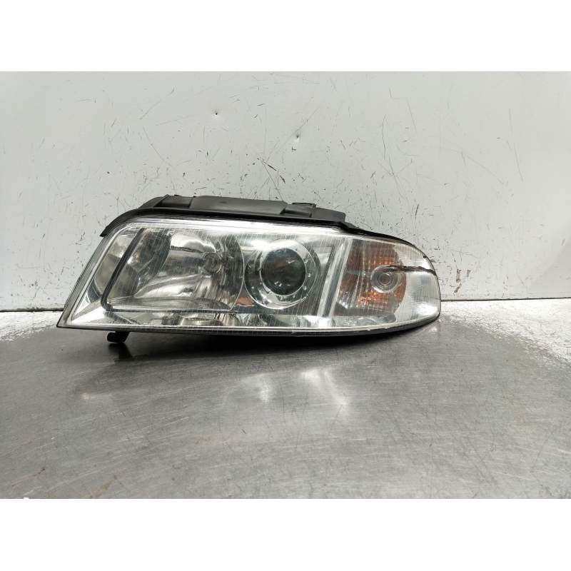 Recambio de faro izquierdo para audi a4 b5 (8d2) 1.9 tdi referencia OEM IAM   99