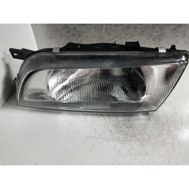 Recambio de faro izquierdo para nissan almera (n15) referencia OEM IAM   