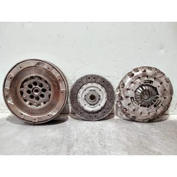 KIT EMBRAGUE 324063910 124052310 415055210