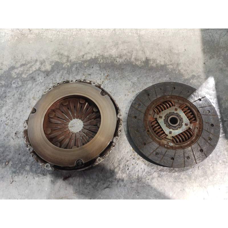 Recambio de kit embrague para kia soul diva referencia OEM IAM   