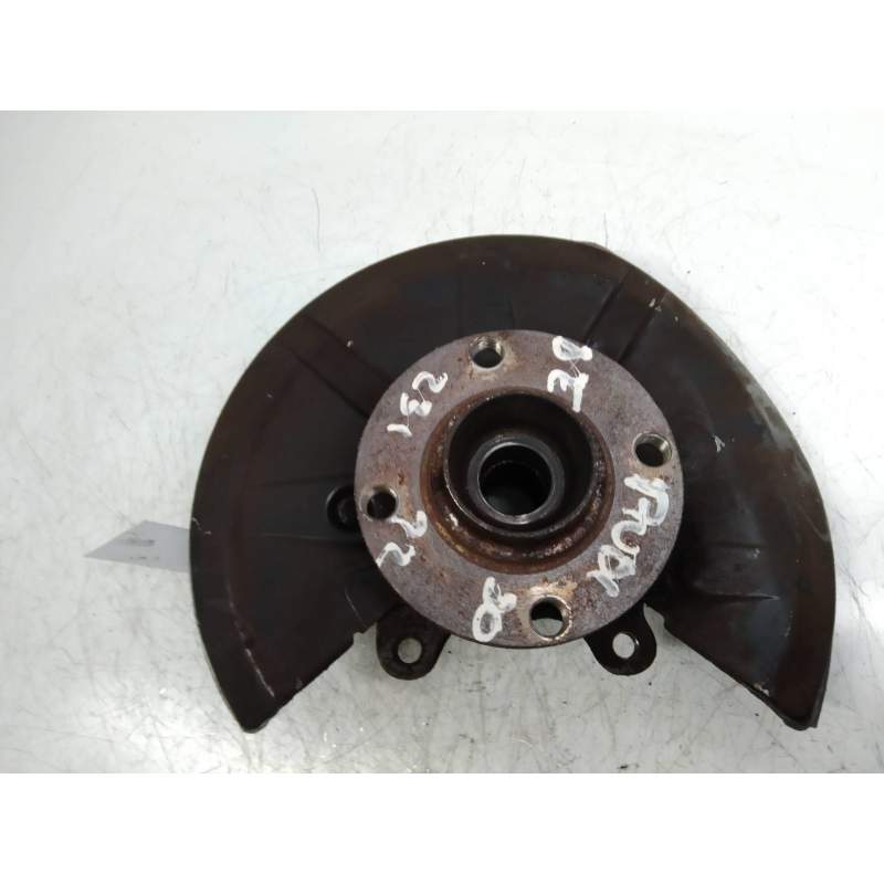 Recambio de mangueta delantera derecha para audi 80 2.3 referencia OEM IAM  23G 1992