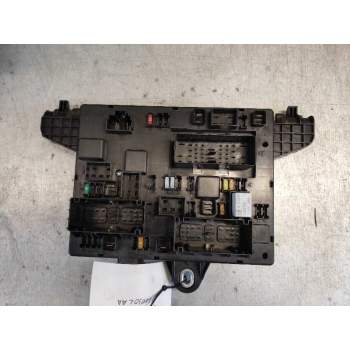 CAJA RELES / FUSIBLES 13449200 3659927271 WW 