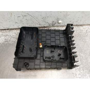 CAJA RELES / FUSIBLES 013949631C 19TDI 2004