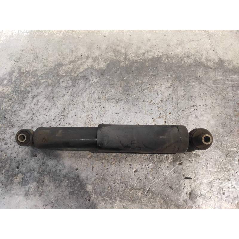 Recambio de amortiguador trasero derecho para kia soul diva referencia OEM IAM 553002K300  