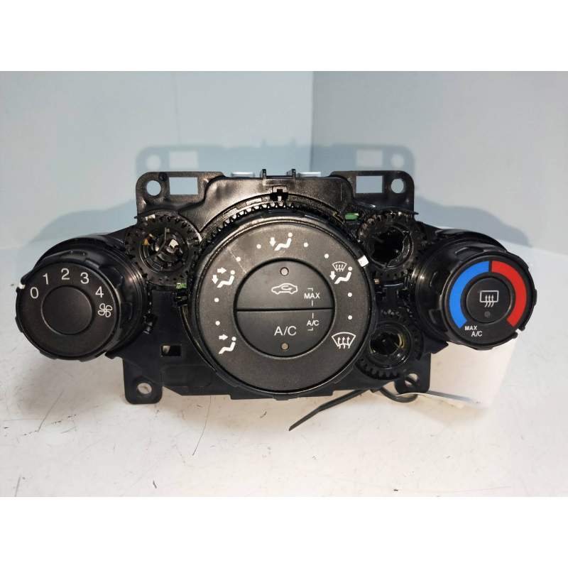 Recambio de mando calefaccion / aire acondicionado para ford fiesta (ccn) 1.25 16v cat referencia OEM IAM C1B119980AC  2012