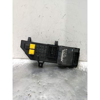 CAJA RELES / FUSIBLES 12760595 SC718810500 2005