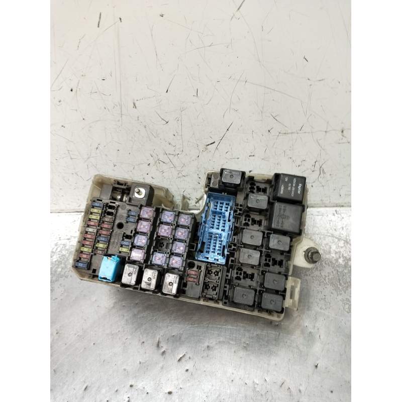 Recambio de caja reles / fusibles para mazda 5 (cr) 2.0 cd (cr19) referencia OEM IAM  20CRDI 2005