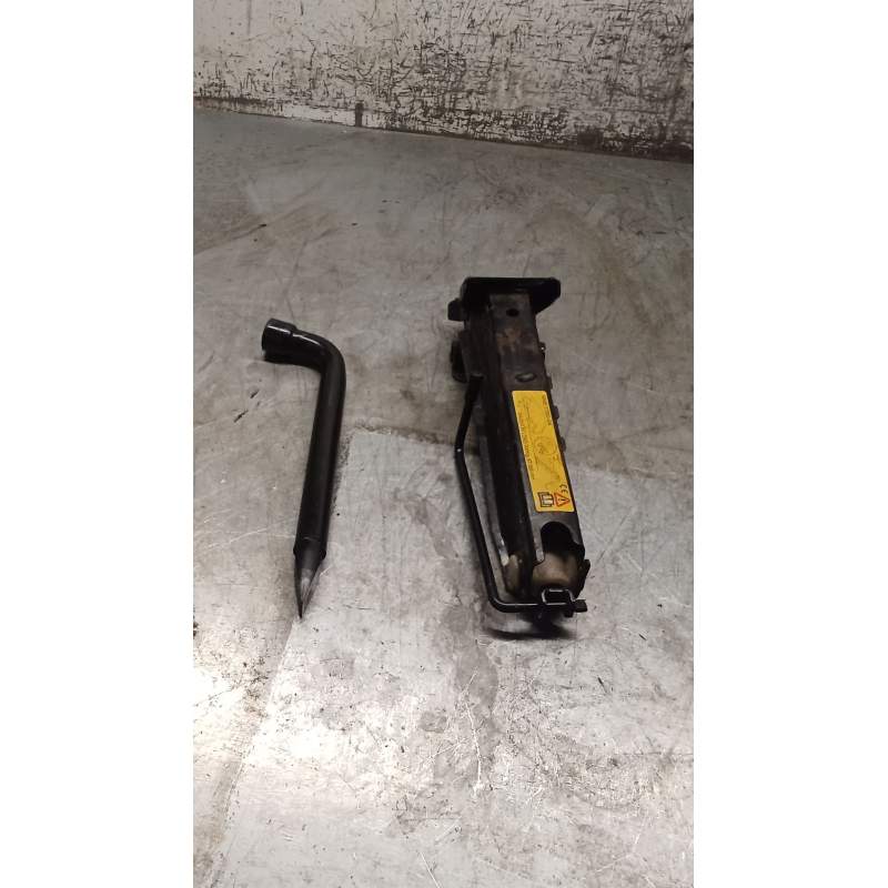 Recambio de gato para ford ka (rb_) 1.3 i referencia OEM IAM 98AB17080DA  1999