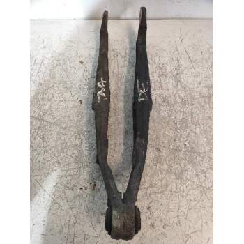 BRAZO SUSPENSION INFERIOR TRASERO DERECHO 400CDI 2002
