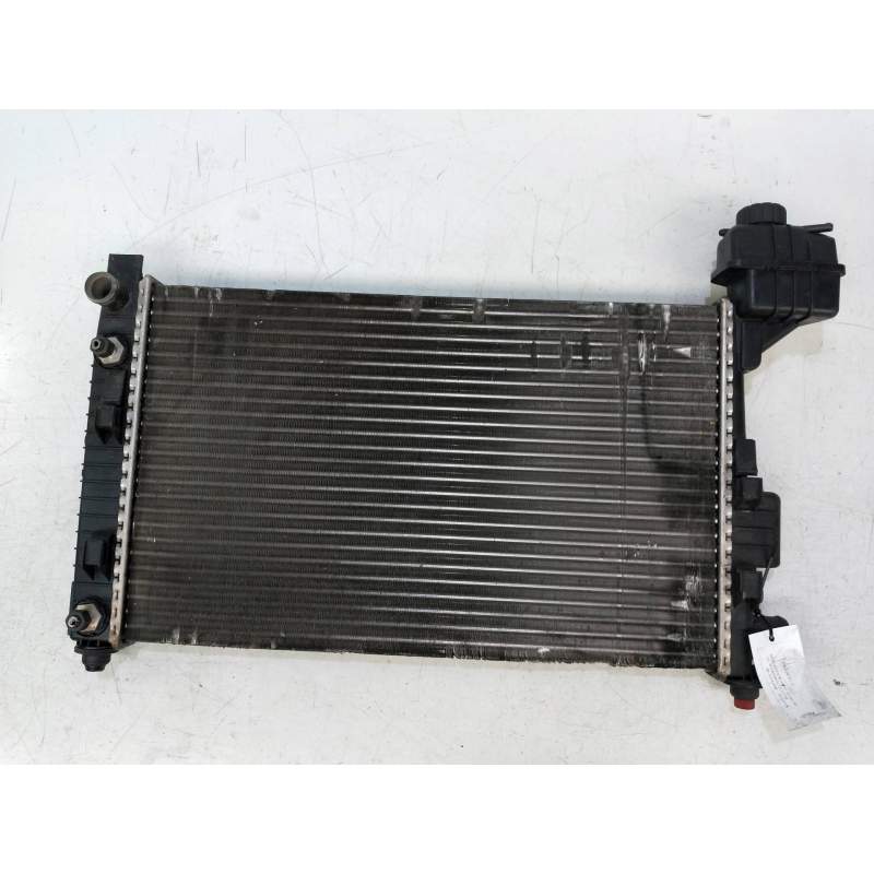 Recambio de radiador agua para mercedes-benz clase a (w168) 1.4 cat referencia OEM IAM 1685000302  140G