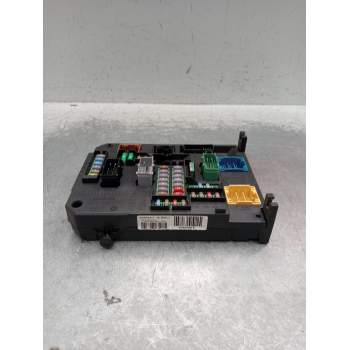 CAJA RELES / FUSIBLES 980668798001 BSIQ0401 S180204004B