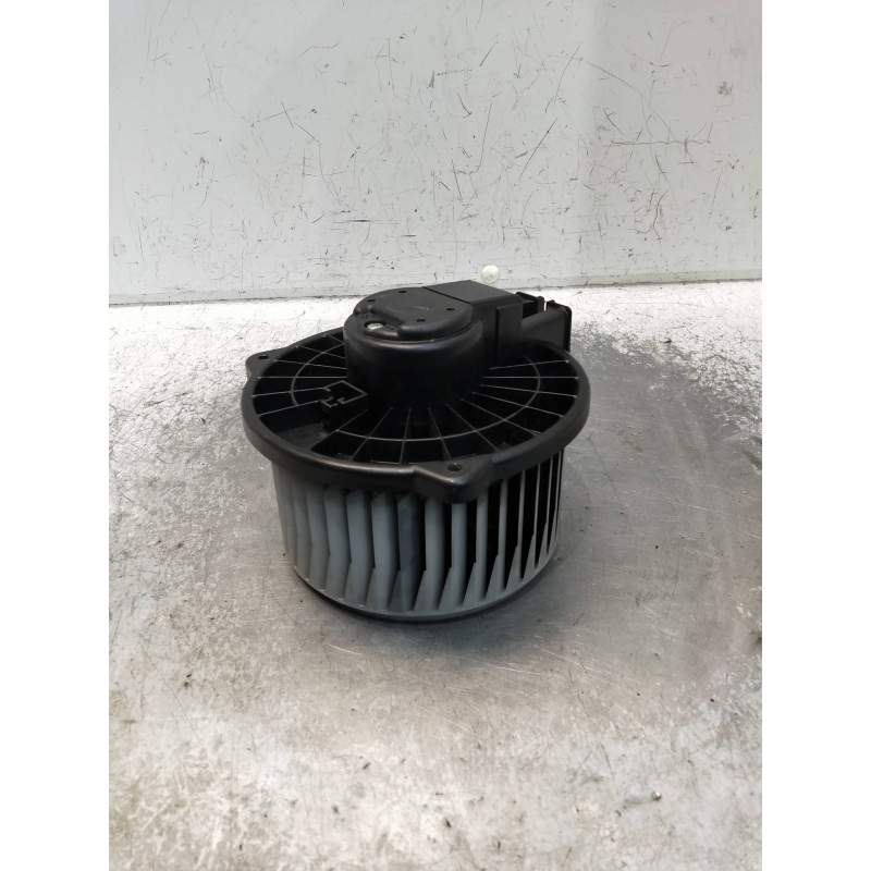 Recambio de motor calefaccion para subaru legacy berl. b13 (bl) 2.0 diesel cat referencia OEM IAM 2727000222  