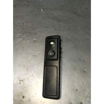 MANDO ELEVALUNAS DELANTERO IZQUIERDO 8493880 3P 1994