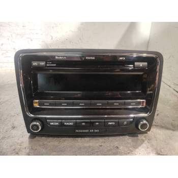 SISTEMA AUDIO / RADIO CD 3T0035161H DE2633 3T0035156G