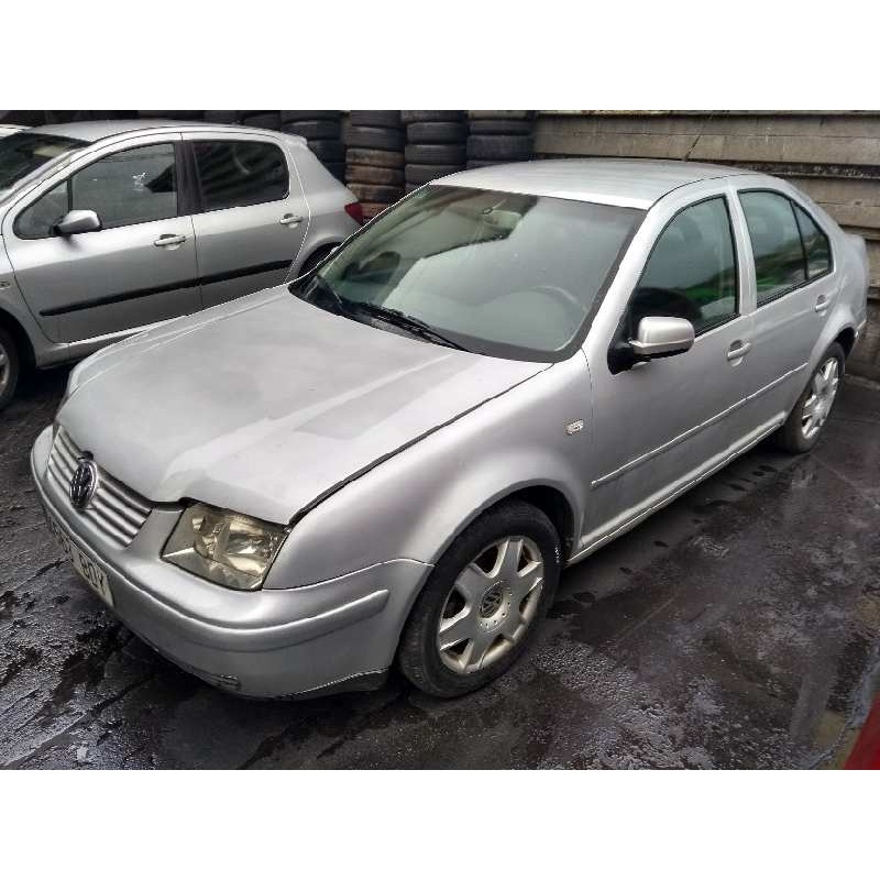 volkswagen bora berlina (1j2) del año 2001