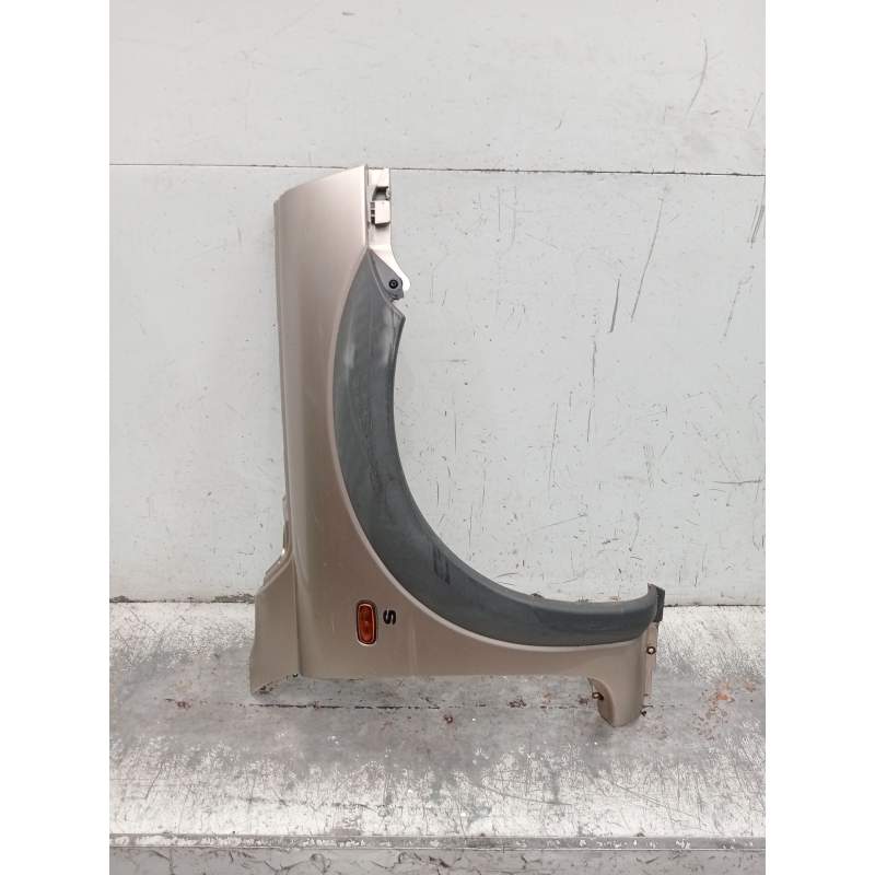 Recambio de aleta delantera derecha para land rover freelander i (l314) 2.0 td4 4x4 referencia OEM IAM   2001