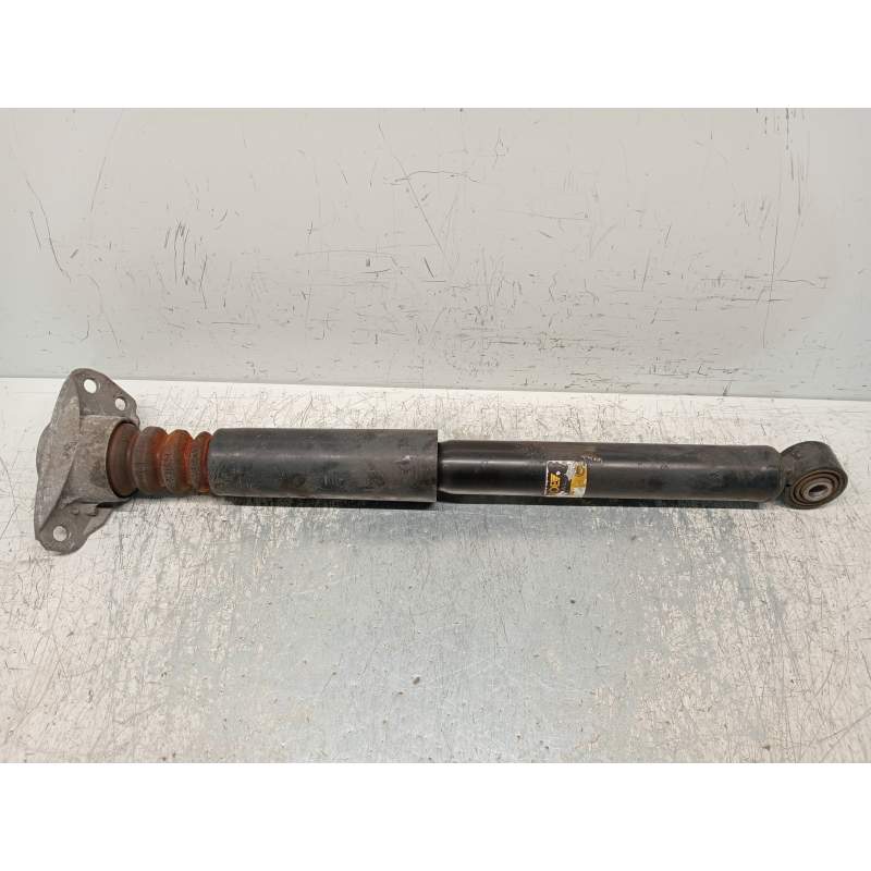 Recambio de amortiguador trasero derecho para volkswagen passat lim. (362) 1.6 tdi dpf referencia OEM IAM   