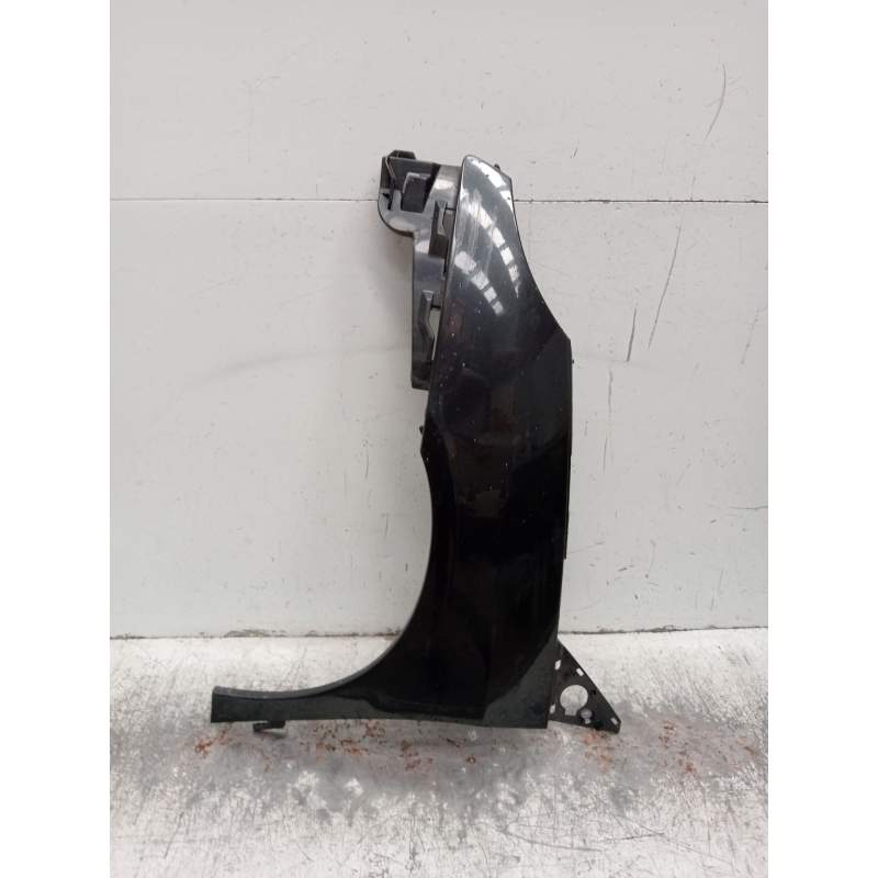 Recambio de aleta delantera izquierda para peugeot 807 (eb_) 2.2 hdi referencia OEM IAM   